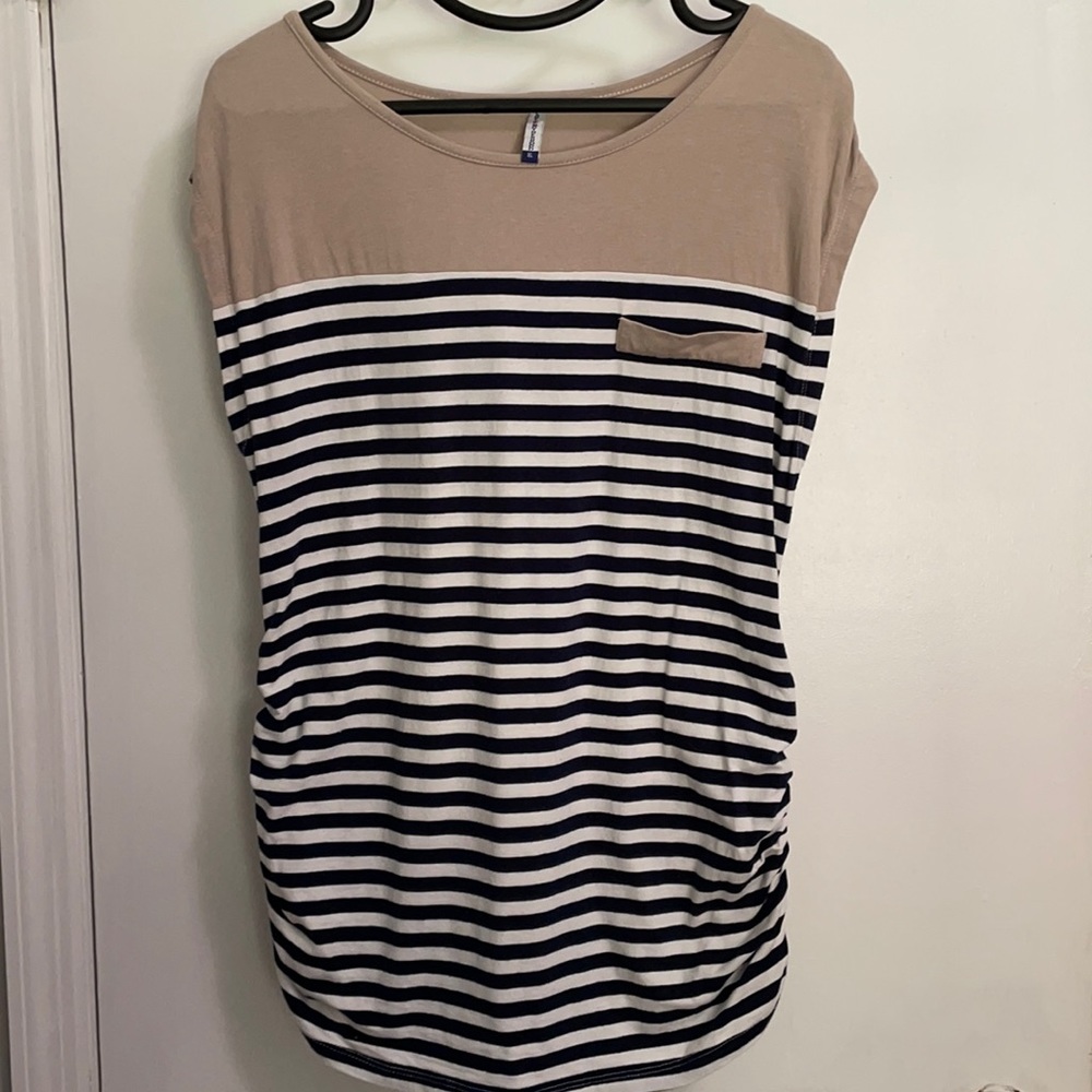 Planet Motherhood Maternity Striped Top. EUC. XL.